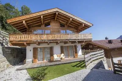 Image de Chalet familial moderne, animaux acceptés, sauna, vue sur la montagne