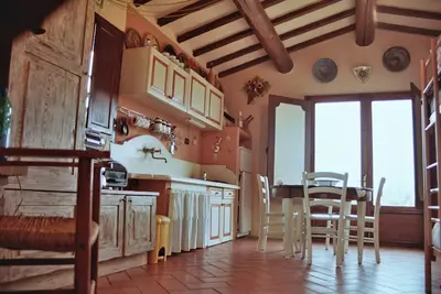 Image de maison typique, piscine exclusive, tout espace privé, relax, pizza, barbecue