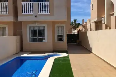 Image de 3 Lit Paradisiaque Maison avec piscine, à 400 m de la mer
