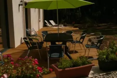Image de Maison bord de mer, jardin, idéal deux familles
