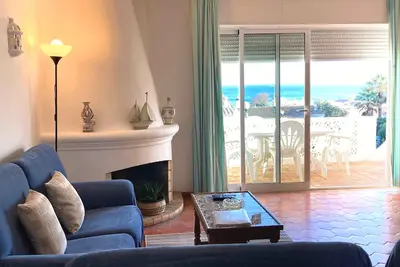 Image de Charmante Villa avec piscine adaptée aux enfants. 5 minutes à pied de la plage au drapeau bleu de Luz