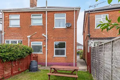 Image de Bournecoast: First Floor Apartment With Lawn Garden - Dog Friendly - Fm667