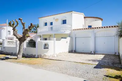 Image de Empuriabrava: Maison / villa - Empuriabrava