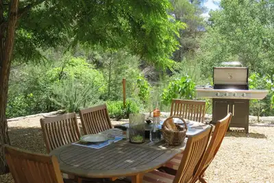 Le paradis des cyclistes, vététistes, randonneurs et amoureux de la nature.