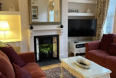 Image de Appartement victorien Fulham / Chelsea (offres courtes / longues disponibles - veuillez vous renseigner)