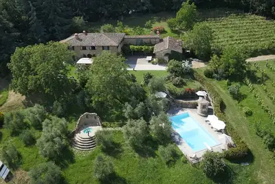 Image de Villa avec vue imprenable - Piscine privée avec jacuzzi extérieur