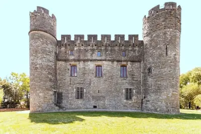 Image de Séjour dans Château du douzième siècle