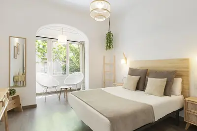 Image de Bel et confortable appartement à côté de la Sagrada Familia.