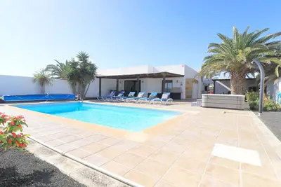 Image de Casa Royal: Superbe villa avec piscine chauffée et jacuzzi - 6 couchages - WiFi Gratuit