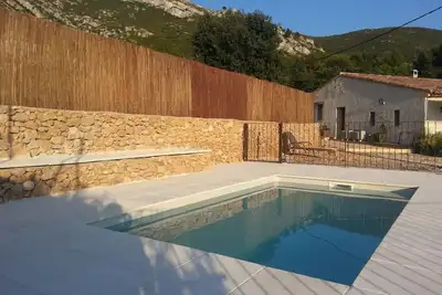 Image de Gîte de charme au pied des collines