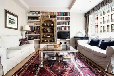 Image de Elegant apartment for 4 situated in the best area of the district of Salamanca