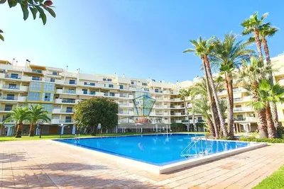 Image de Appartement à 200 mètres de la plage à côté du cen