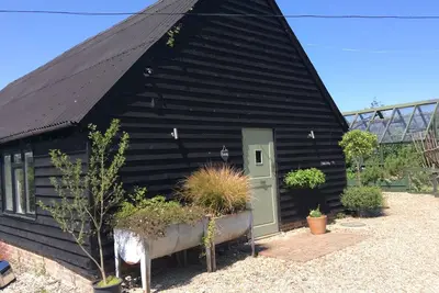 Image de Trois chambres à coucher maison de vacances sertie dans 12 acres de campagne Wealden