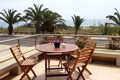 Image de Maison de vacances moderne et confortable situé sur le front de mer, près du centre