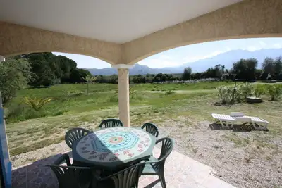 Image de maisons jumelées récentes - pleine campagne - plage à proximité