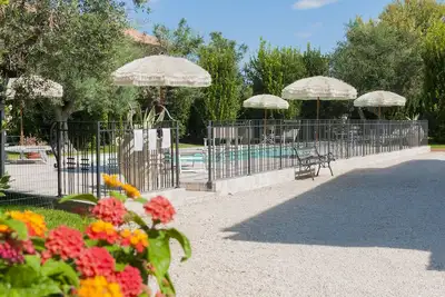 Image de \"Casale Giacinta\" ancien chalet entre mer et montagne avec piscine