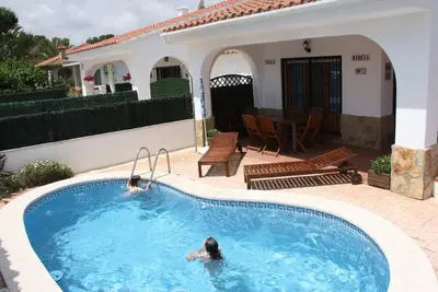 Image de Casa Mireia et Paula Riumar, Costa Dorada, Delta del Ebro Villa à 300m de la plage