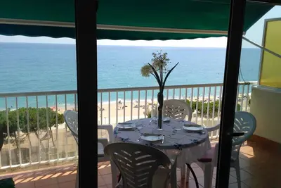Appartement en première ligne de mer, vues magnifiques (parking inclu)!