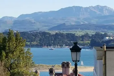 Image de Appartement élégant et confortable dans un quartier résidentiel près de la plage