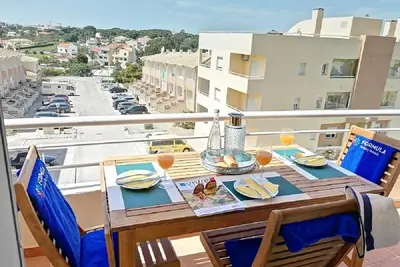 Image de Excellent appartement de 2 chambres avec piscine et parking