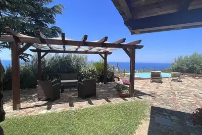 Image de Maison enchanteur espace extérieur et d'une vue à couper le souffle