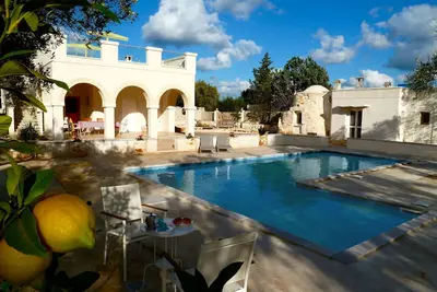 Image de Beautiful Character Villa and Trullo in Ostuni Olive Grove with Private Pool