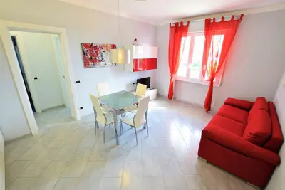 Image de Appartement de deux pièces face à la plage au rez-de-chaussée avec jardin