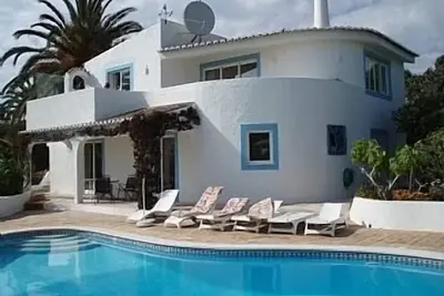 Image de Lovely Traditional Villa With Private Pool, Garden and Magnificent Sea Views