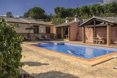 Image de Belle Villa Avec Piscine Proche De Malaga Et De La Plage