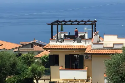 Image de Maison / Villa avec vue panoramique sur la mer, près de Tropea, Zambrone hills