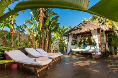 Image de Maison Neuve Construite Jusqu'À 6 Avec Piscine PRIVÉE Et Lit Balinese