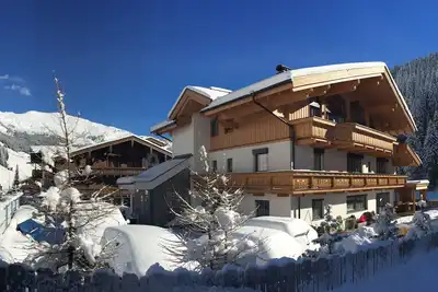 Image de Chalet de luxe de 5 chambres à Tux, près de Mayrhofen