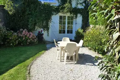 Image de Grand appartement avec jardin, garage, plein centre