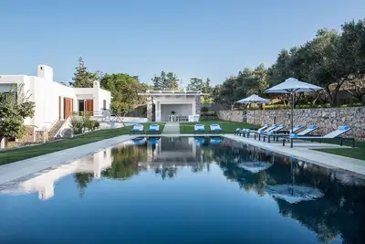 Image de Idéal pour Grands groupes (jusqu'à 14 personnes), Piscine, proche de la mer-Plages