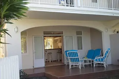 Image de Charmante villa de 3 chambres avec piscine, à seulement 4 minutes à pied de la plage