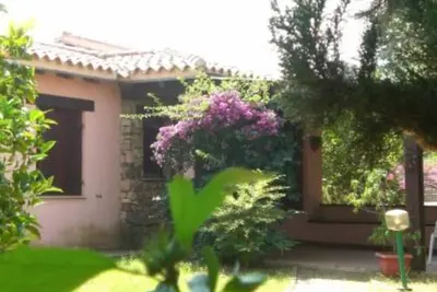 Image de San Teodoro: maison / villa - San TeodoroMaison avec jardin