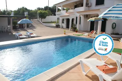 Image de Villa Nuria - Idéalement situé à quelques minutes de Quinta do Lago et Vale do Lobo