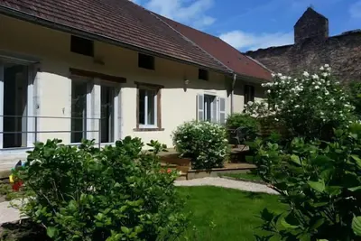 Image de Grande Maison à Poligny, Jura - 4 étoiles Hébergement de luxe pour 8 personnes