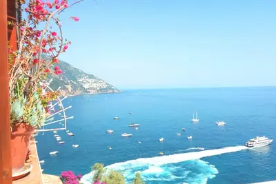 Image de Maison Avec Terrasse Et Vue Mer