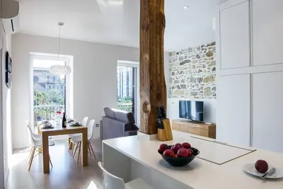 Image de Bel appartement pour 4 personnes au centre près de la plage. Wi-Fi et Ac.