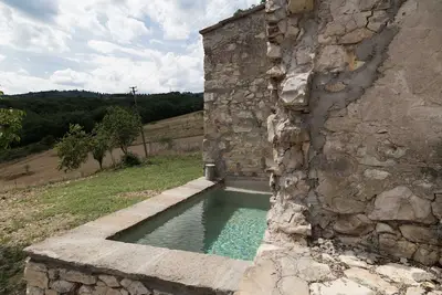 Image de Loft confortable avec source privée immersion d'eau douce