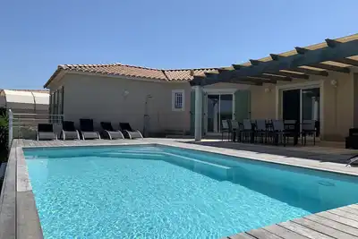 Image de Belle villa récente avec vue sur la mer et l'Ile Rousse