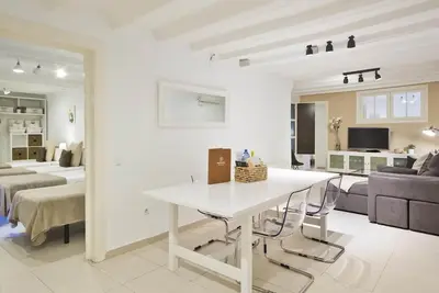Image de Appartement spacieux et central à côté de Las Ramblas