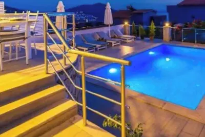 Grande villa individuelle de 3 chambres, piscine privée, entièrement réservée 2019, prenant maintenant 2020.
