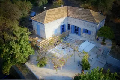Image de Belle Maison Romantique En Pierre, Vue Mer, Prix
