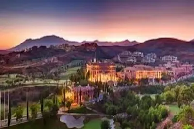 Image de High End Property-next Pour Ritz Carlton où Michelle Obama Séjour