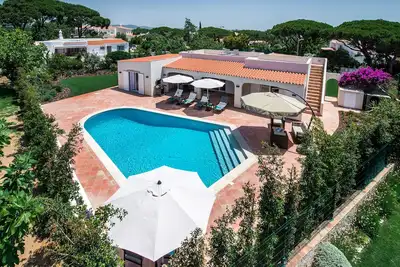 Image de Magnifique Villa 3 Chambres, Vale Do Lobo, Piscine Chauffee, Localisation Centrale