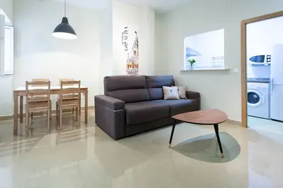 Image de Penthouse moderne dans le centre avec terrasse