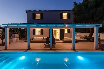 Image de Villa Voga - Great Seaview, Fabulous Private Pool, Lovely Mediterranien Garden