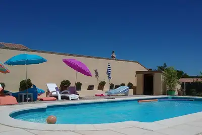 Image de Nouveau! Charmante demi-villa avec piscine près Montpellier, Pézenas et côte